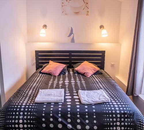 Chambre 3 Lit et appliques-galerie