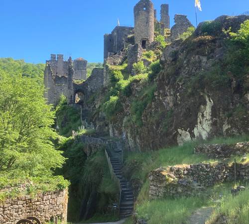 LES TOURS DE MERLE-galerie