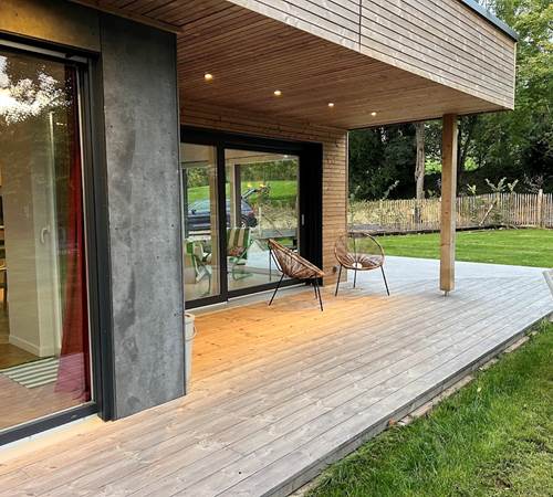 loggia ouverte sur le jardin-galerie