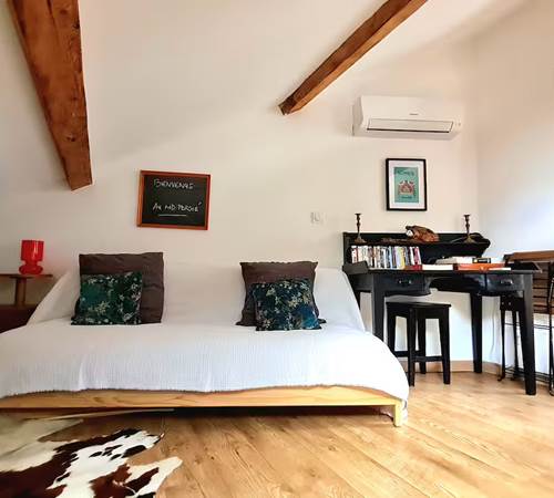 lit simple salon-galerie