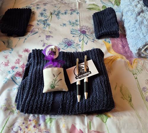 Petit cadeau de bienvenue qui change tout dépend de la durée du séjour.-galerie