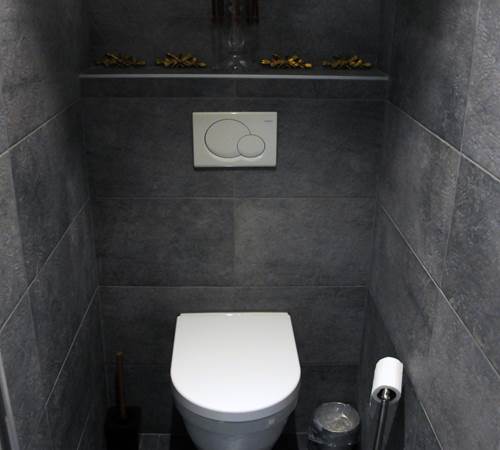 La Colombière : WC avec porte de séparation salle de bain Colombe Diamant-galerie