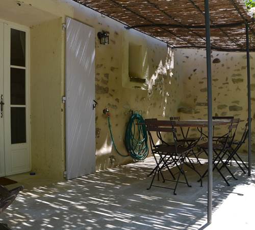 La terrasse privative du gîte-galerie