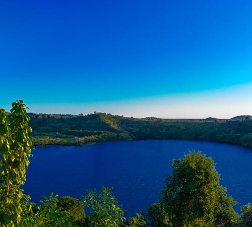 Destinations où partir en voyage pas cher en 2025_Mont Passot Nosy Be