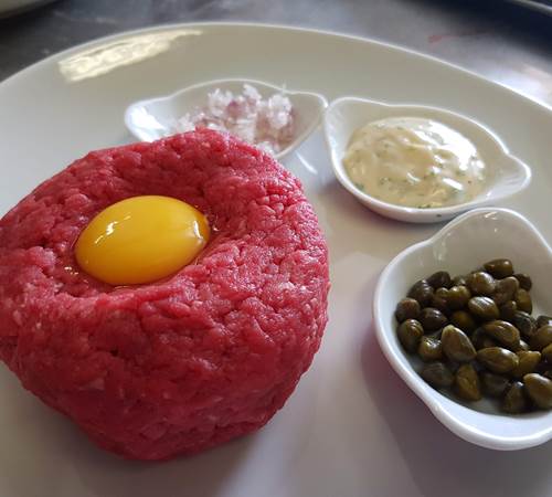 tartare coupé au couteau Le Ranch des Lacs-photo-page