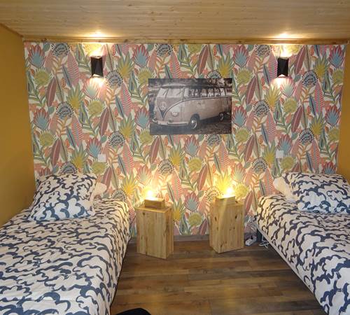 chambre à l'étage lits séparés-galerie