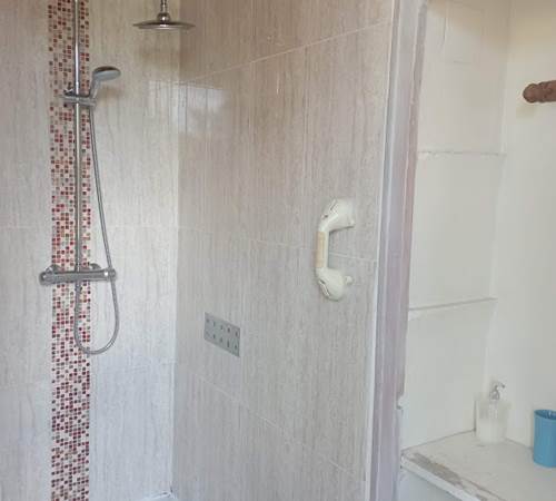 Douche dans la chambre Amado-galerie