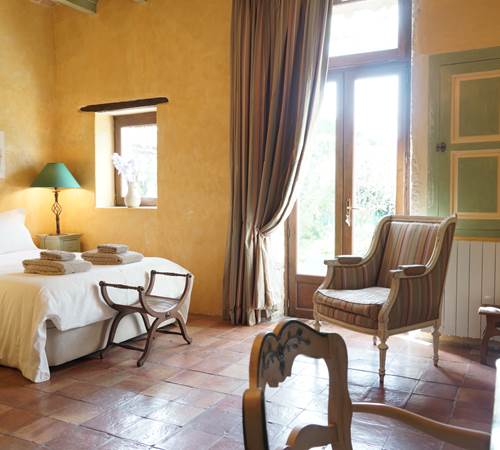 Maison en Provence de charme  - Chambre ocre jaune  - Lapalud - Vaucluse-galerie