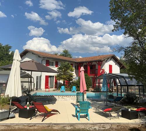 vue piscine maison-galerie