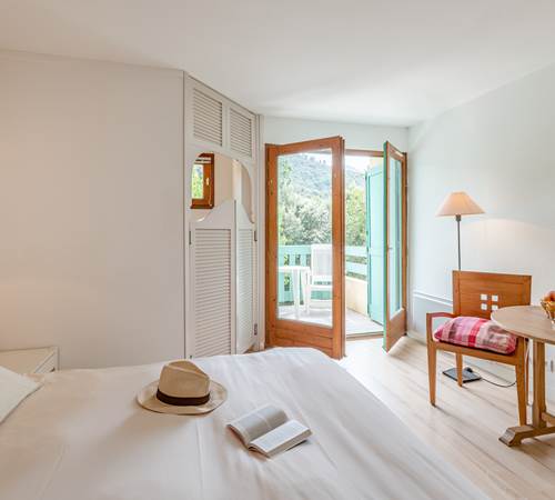 Studio confort et son balcon-galerie