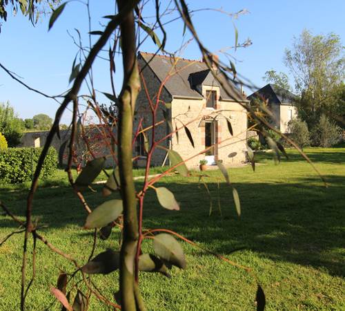 chambre-d'hôtes-à-omaha-beach-en-normandie-avec-parking-sécurisé-séjournez-près-des-plages-du-débarquement-dans-un-cadre-calme-et-confortable-galerie