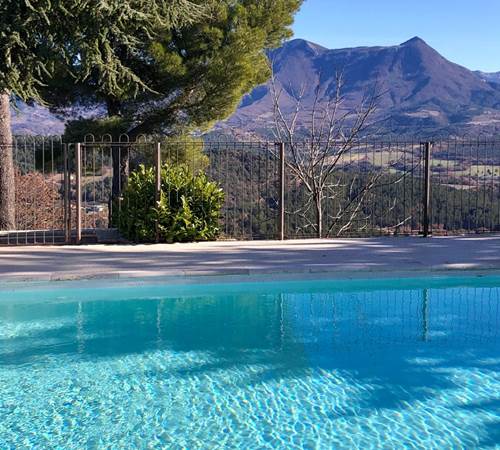 Piscine (non chauffée) - Parfait complément au sauna en hiver-galerie