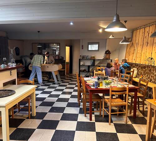 babyfoot convivialité Formiguères jeux d'hiver-galerie