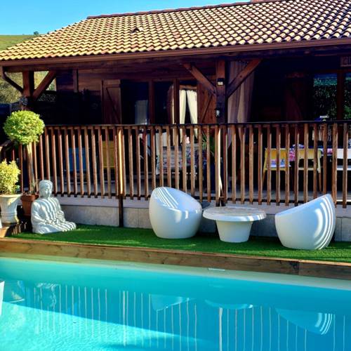 La piscine chaufée-photo-contact