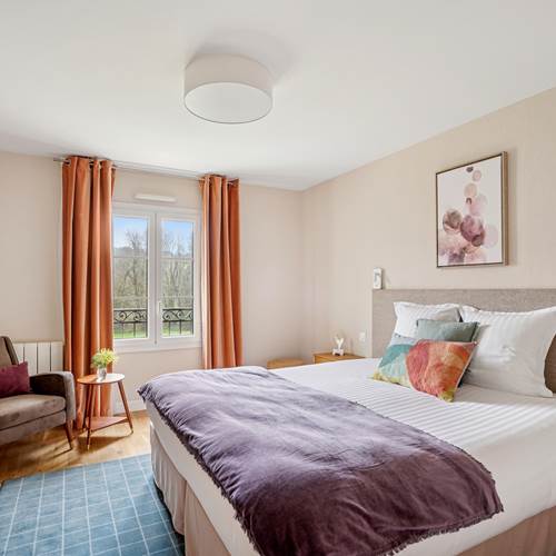 chambre-privilege-hotel-arradon-vue-jardin