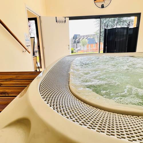 Hotel_Spa_Piscine_Jacuzzi_Restaurant_Le_Mans_Sarthe-gallery
