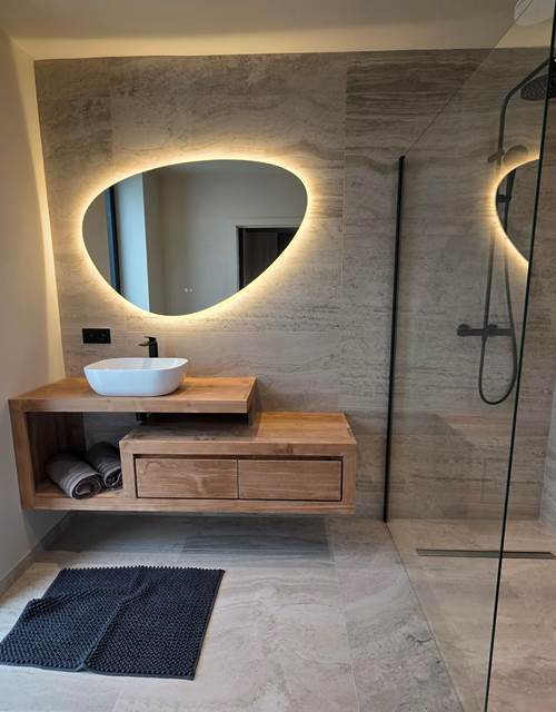 salle de bain chambre vue sur le jardin