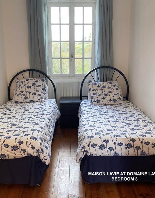 Maison Lavie chambre 3 lit jumeaux1