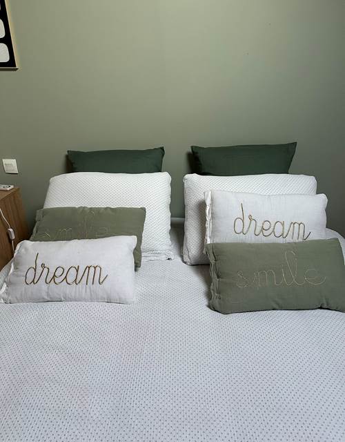 Chambre Honorine_coussins_La Grande cavalerie