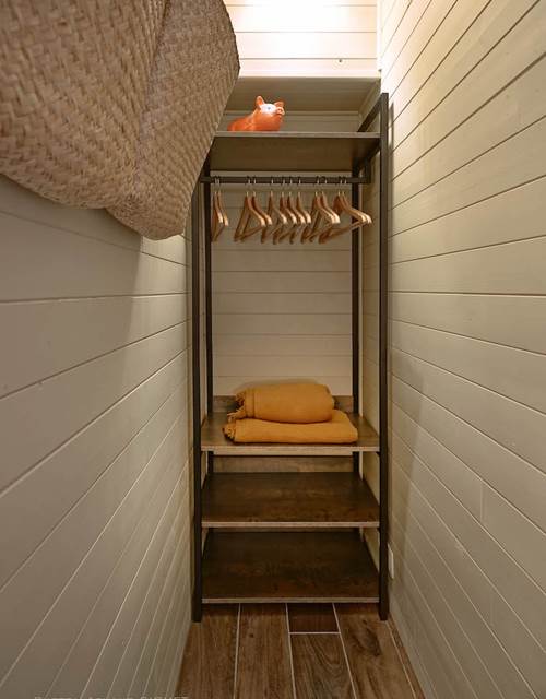 ®GitesLaFermeduParc_dressingroom