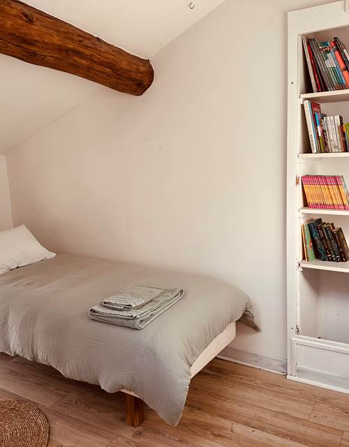 Chambre Ferdinand_bibliothèque_La Grande Cavalerie