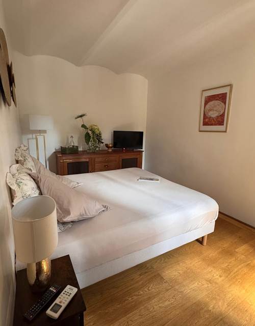 La serre des Mourgues-Chambre rdc