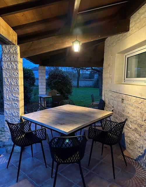 Terrasse table dînatoire nuit_La Cavalerie