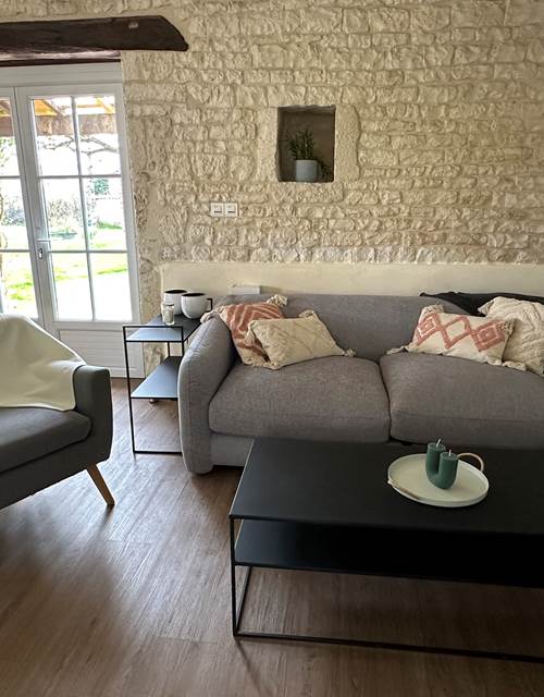 Salon canapé-lit vue jardin_La Cavalerie