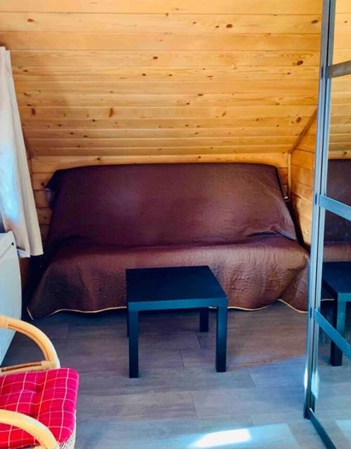 Screenshot_20250324_102113_Airbnb