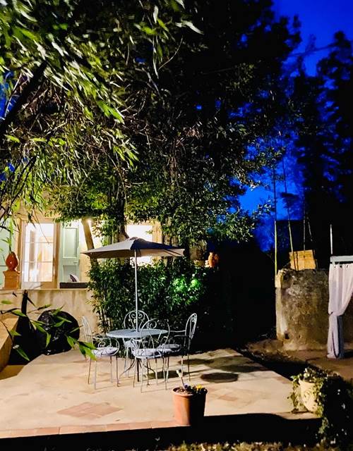 9B9ECF5D-C7F4-48AB-B7A3-2A9E8A808590