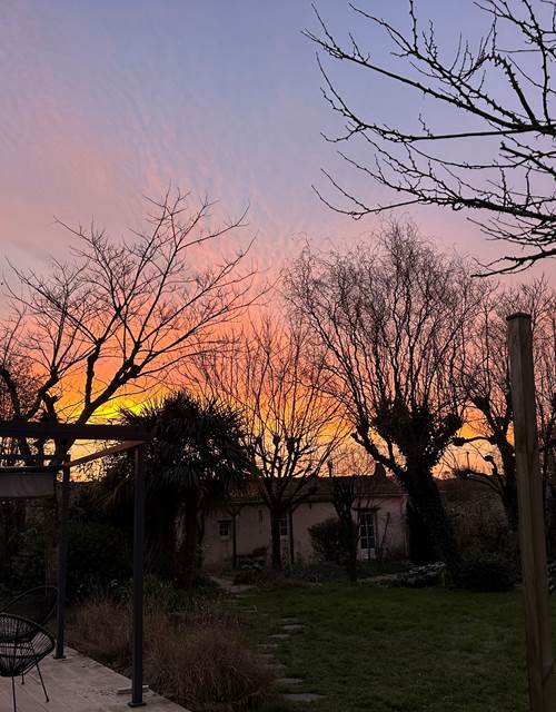 Façade lever du soleil_La Petite Cavalerie