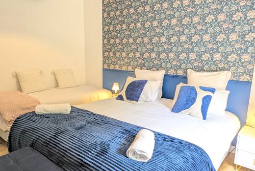 O Moulin du Fieux - Chambre 3 - Bleue - Salle d'eau et WC PMR