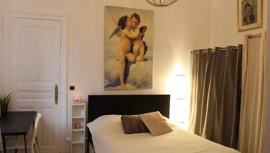 CHAMBRES-GUEBWILLER-Chambre-Double-avec-Salle-de-Bains-Privative-Séparée-2-personnes-La-Chambre