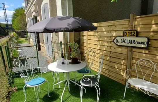 LA-GARE-ST-CLAIR-Salon-De-Jardin