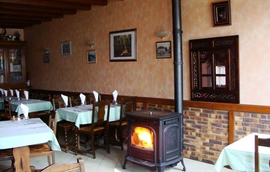 Salle de restaurant  - Auberge Saint-Martin-img-around