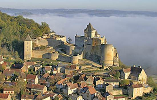 Chateau-de-Castelnaud-3-img-around
