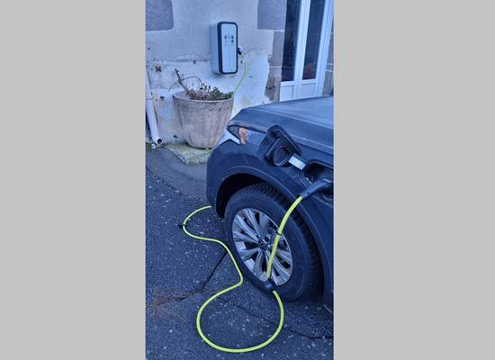 Borne de recharge Au Coeur Du Volcantal