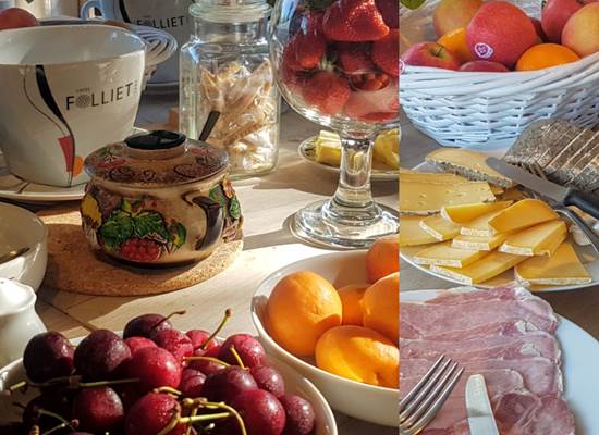 Brunch gourmand du dimanche matin, Maison d'Hôtes Le Ranch des Lacs. J'ai du Charme et du Caractère