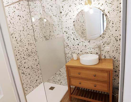 Salle d'eau Pierres Vertes
