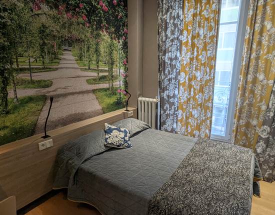 chambre double hotel jean bart pres jardin du luxembourg quartier latin