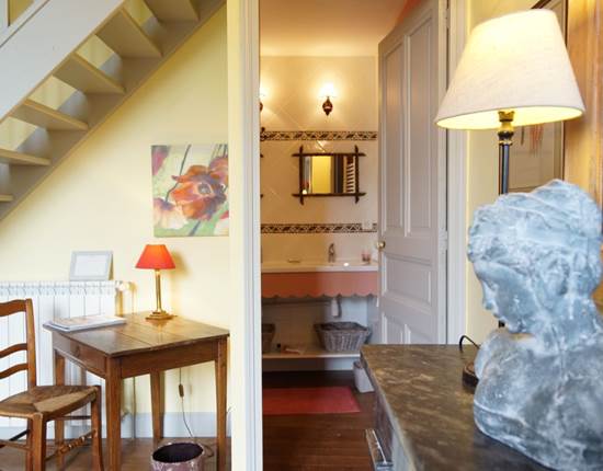 salle de bain chambre Tomette aux chambres d'hôtes la Rougeanne près de Carcassonne dans l'Aude