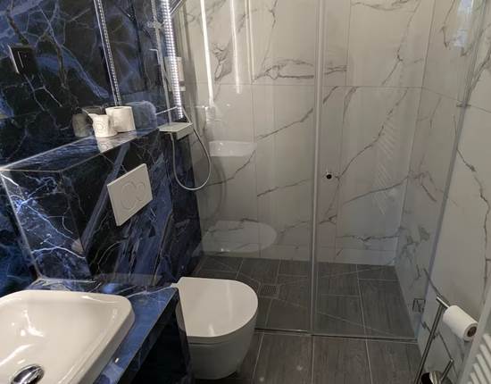 Salle de Bain privative Hotel Jean Bart Paris 6