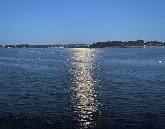 Reflet de la lune sur le Golfe