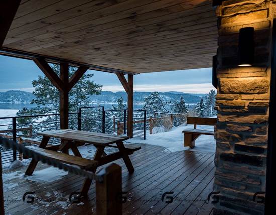 porte patio 12 pieds avec terrasse privée et BBQ 4 saison