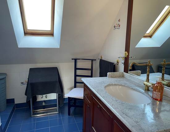 Salle de douche étage