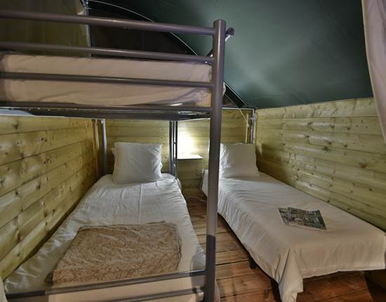 chambre lit simple