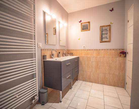 grande-salle-de-bains-double