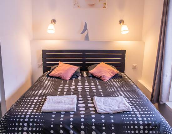 Chambre 3 Lit et appliques