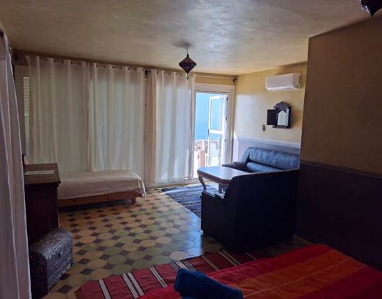 WhatsApp Image 2025-10-23 at 08.32.00