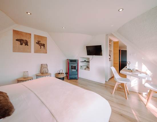 INTHEWOODS-CHALET8-HQ-11